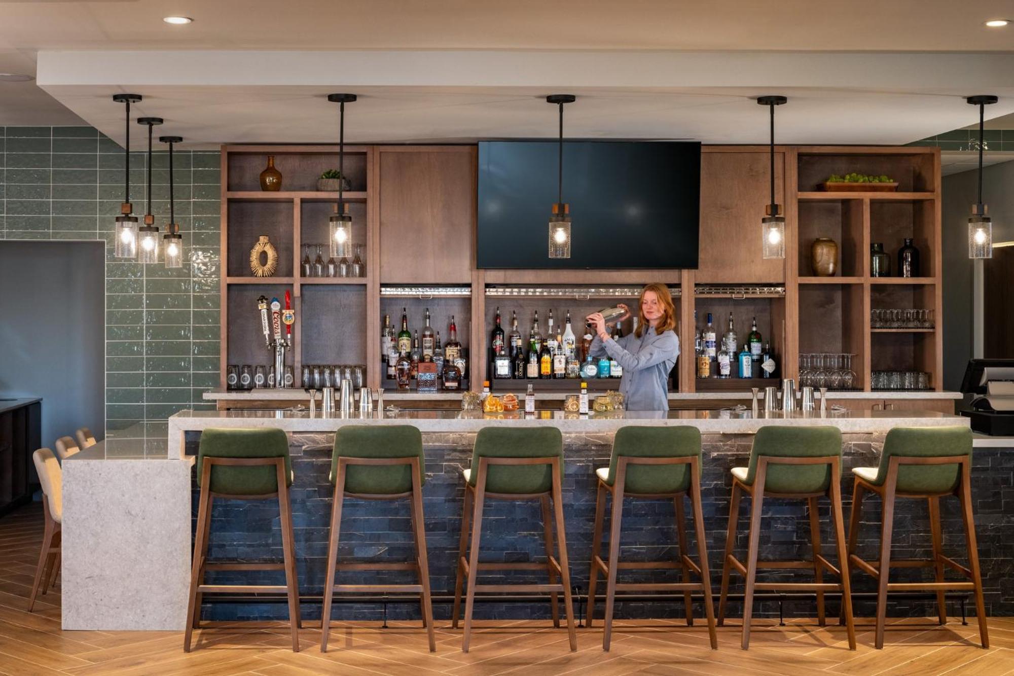 Even Hotel Bozeman Yellowstone Intl Arpt By Ihg Belgrade Εξωτερικό φωτογραφία