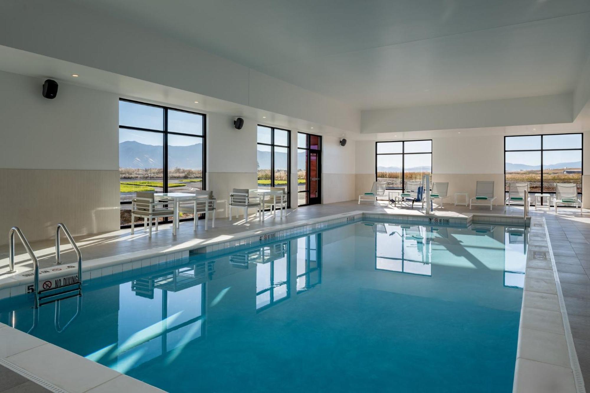 Even Hotel Bozeman Yellowstone Intl Arpt By Ihg Belgrade Εξωτερικό φωτογραφία