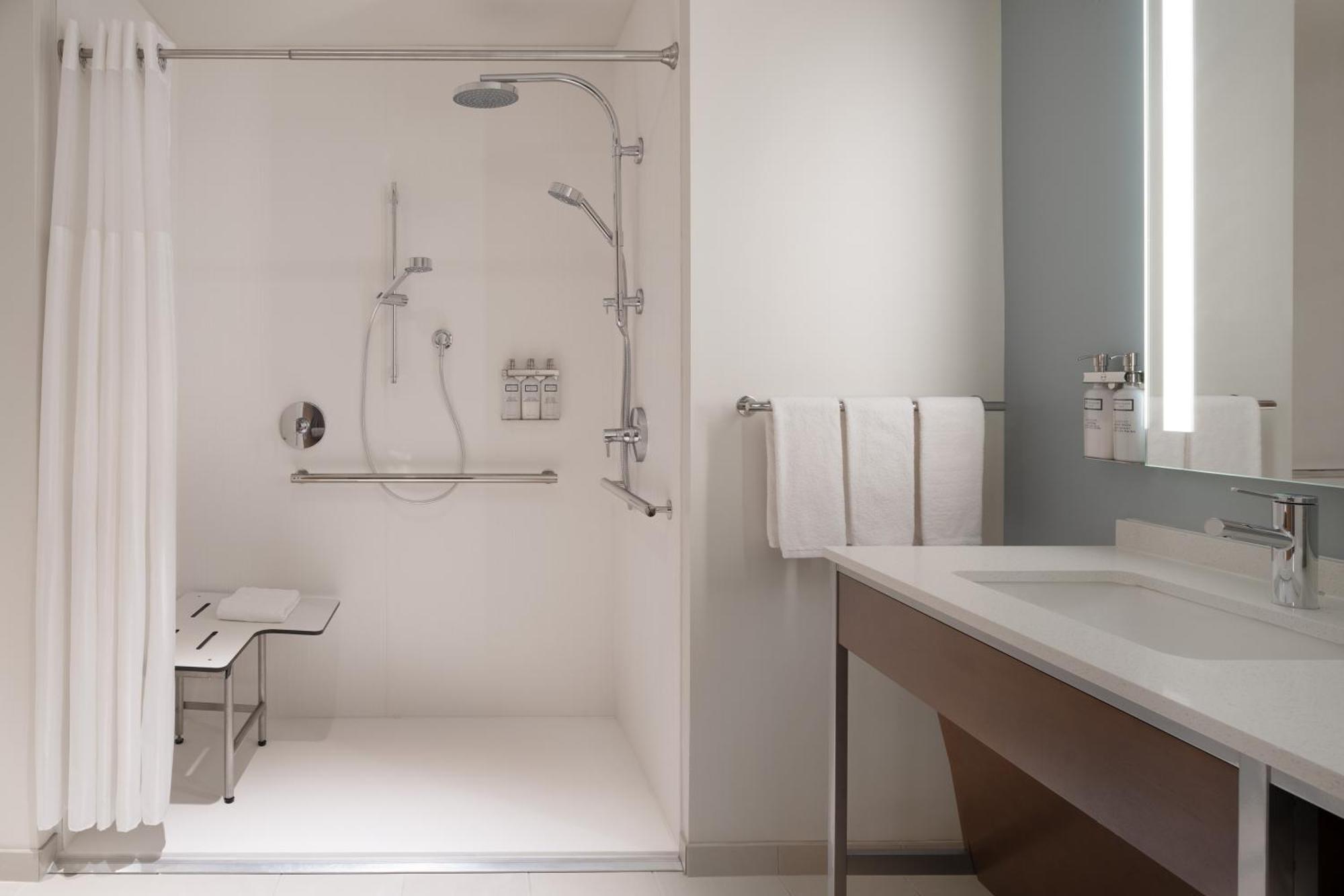 Even Hotel Bozeman Yellowstone Intl Arpt By Ihg Belgrade Εξωτερικό φωτογραφία